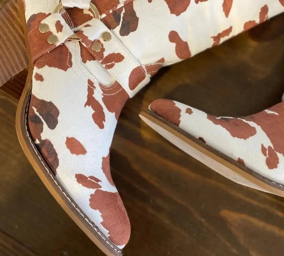 Western Womans Cow Print Boots