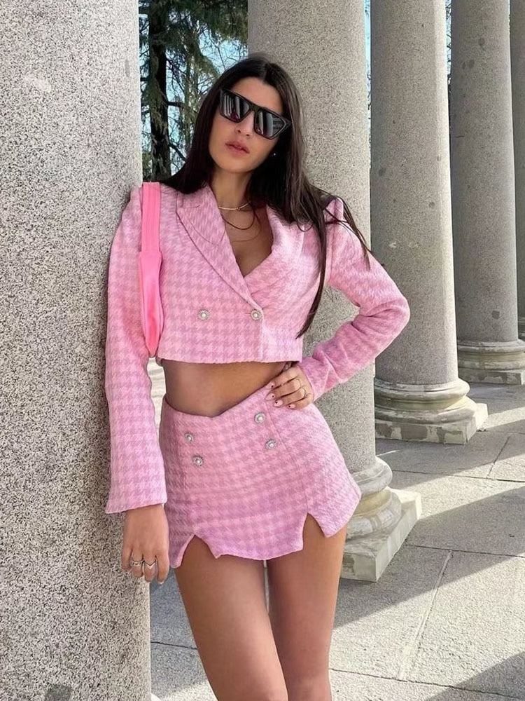 Dreamofthe90s Pink Houndstooth Cropped Blazer And Skort Suit Set