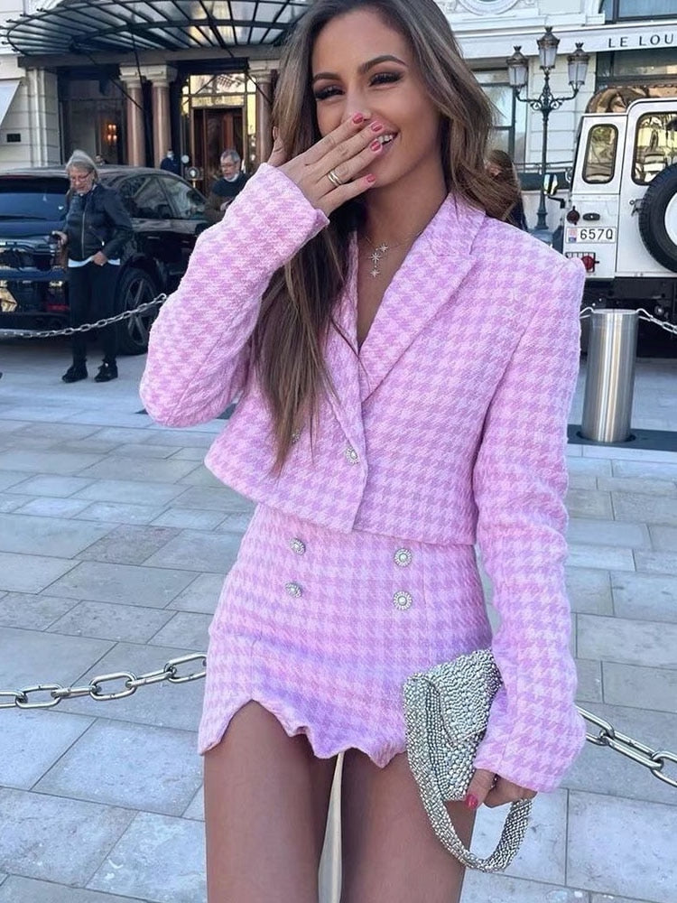 Dreamofthe90s Pink Houndstooth Cropped Blazer And Skort Suit Set