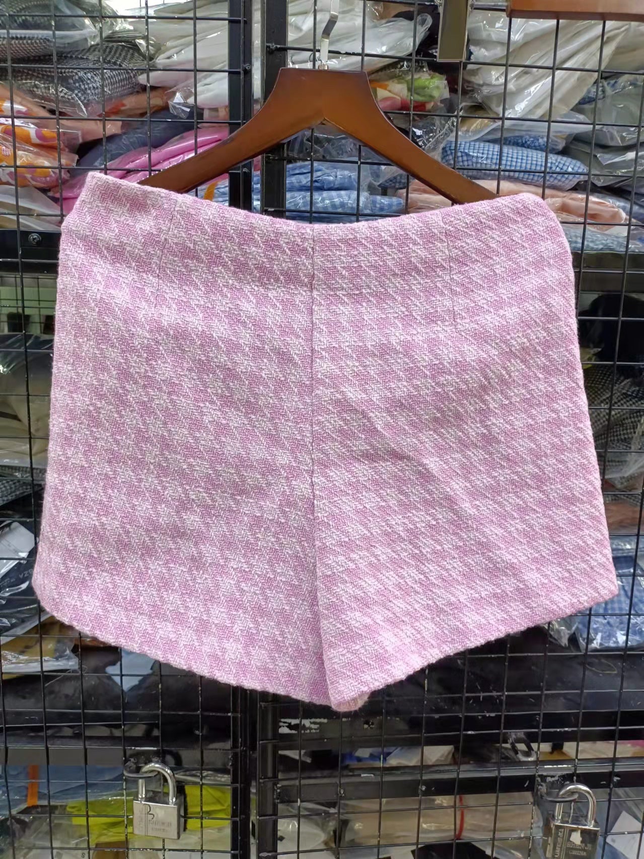 Dreamofthe90s Pink Houndstooth Cropped Blazer And Skort Suit Set